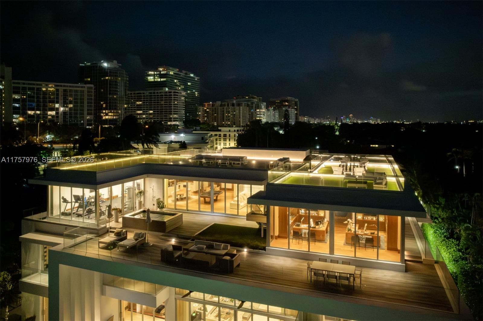 284 Bal Bay Dr, Bal Harbour FL 33154 — 35