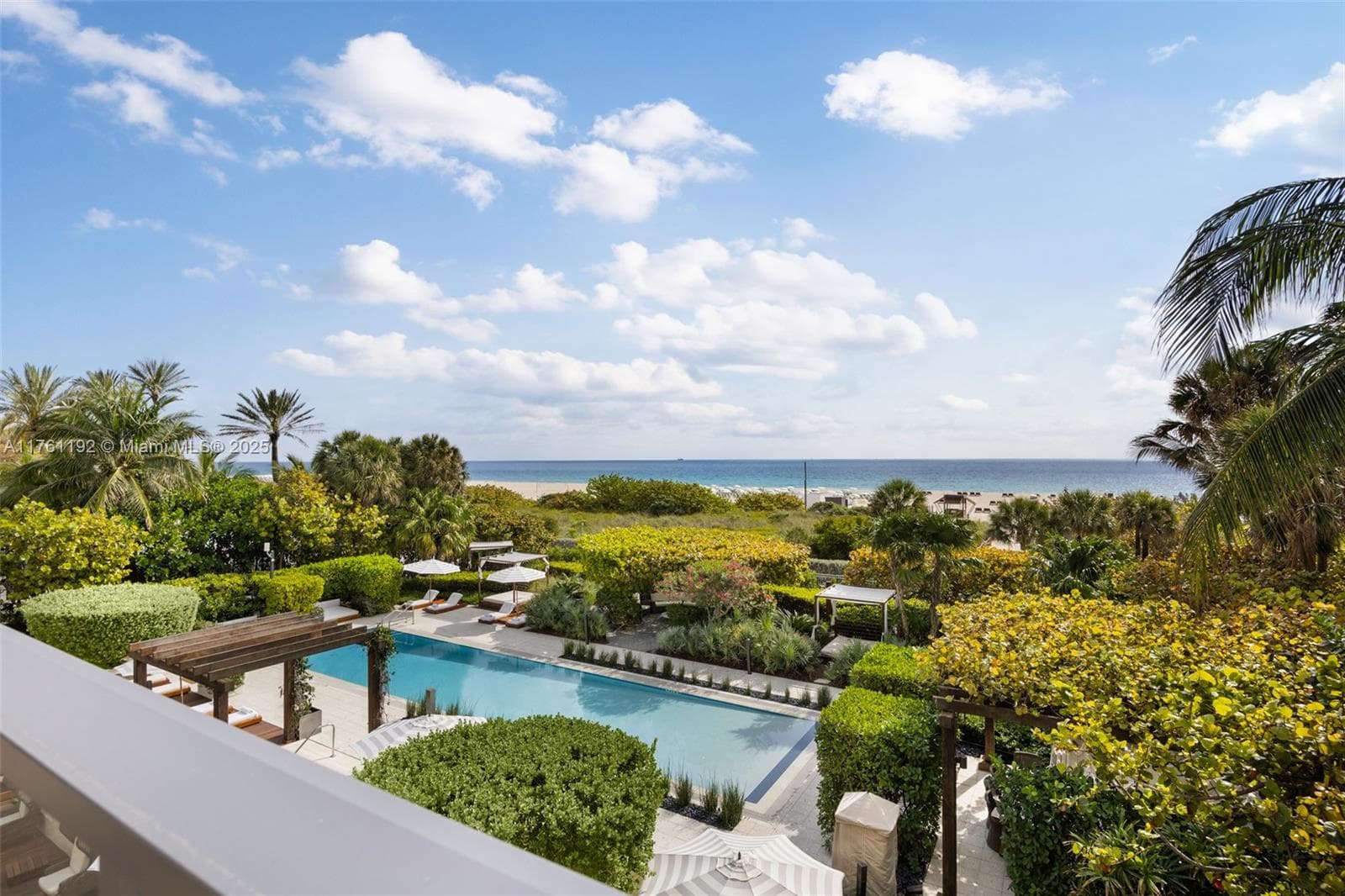 125 Ocean Dr # 0303, Miami Beach FL 33139 — 3