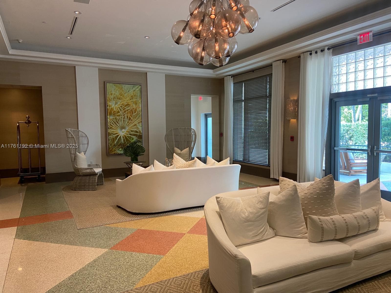 125 Ocean Dr # 0303, Miami Beach FL 33139 — 24