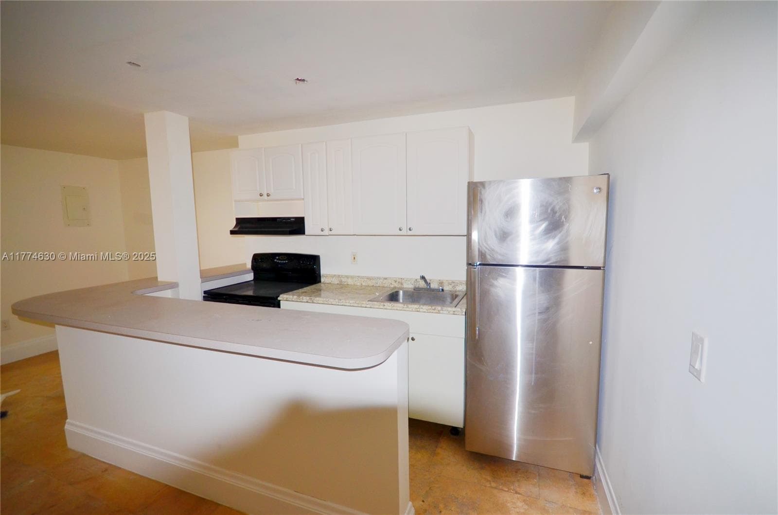 601 NE 22nd St, Miami FL 33137 — 10