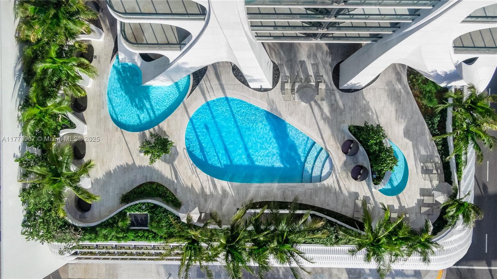 1000 Biscayne Blvd # 5801, Miami FL 33132 — 25