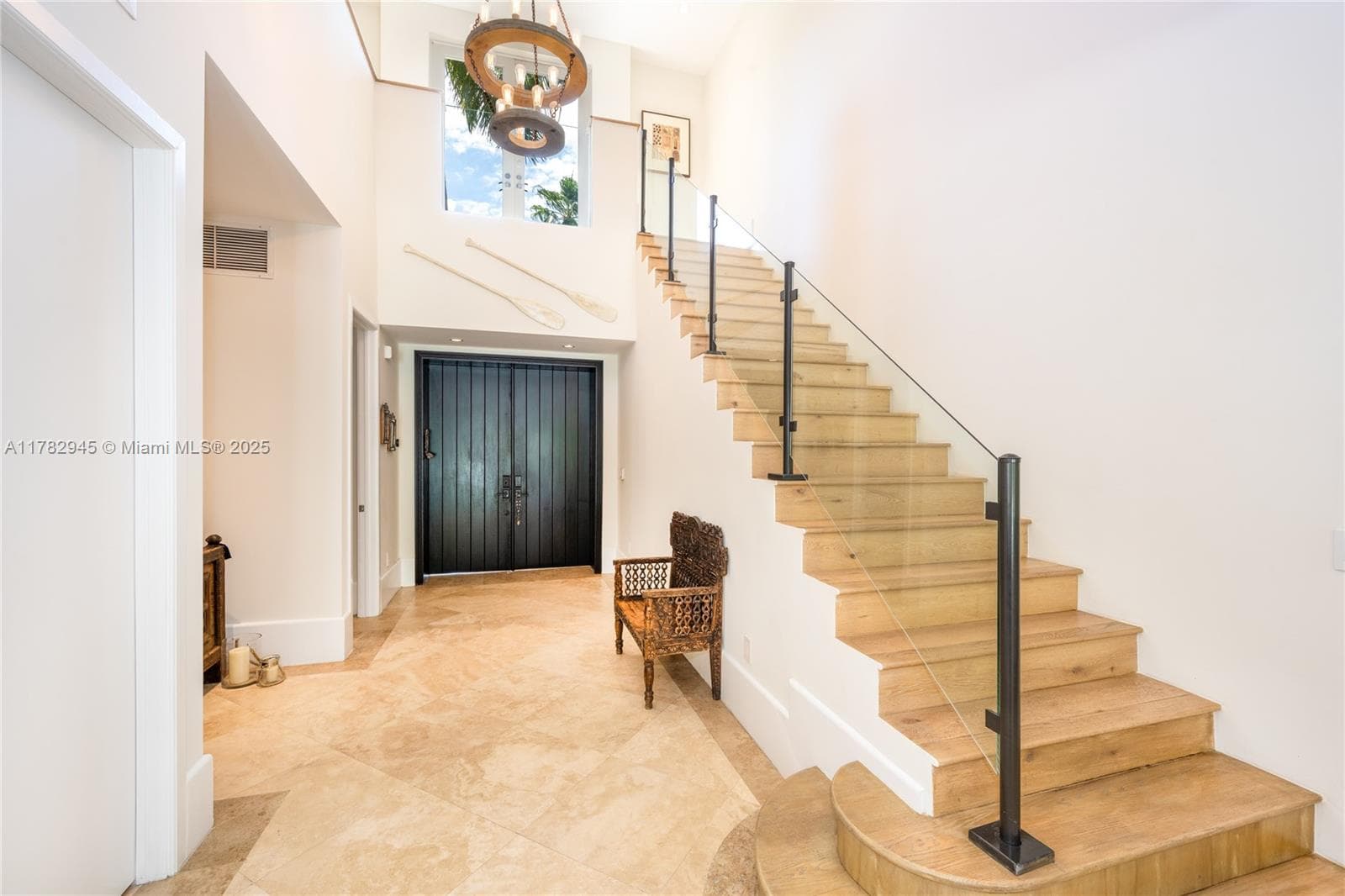 31 Island Dr, Key Biscayne FL 33149 — 17