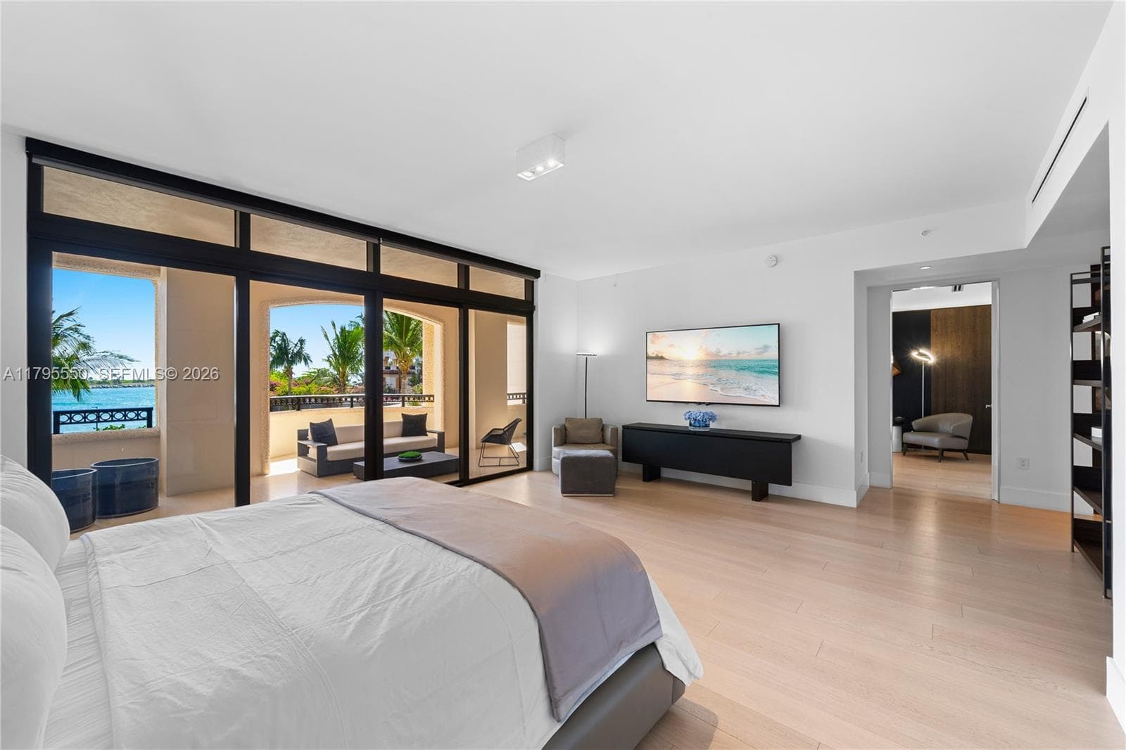 7025 Fisher Island Dr # 7025, Miami Beach FL 33109 — 47