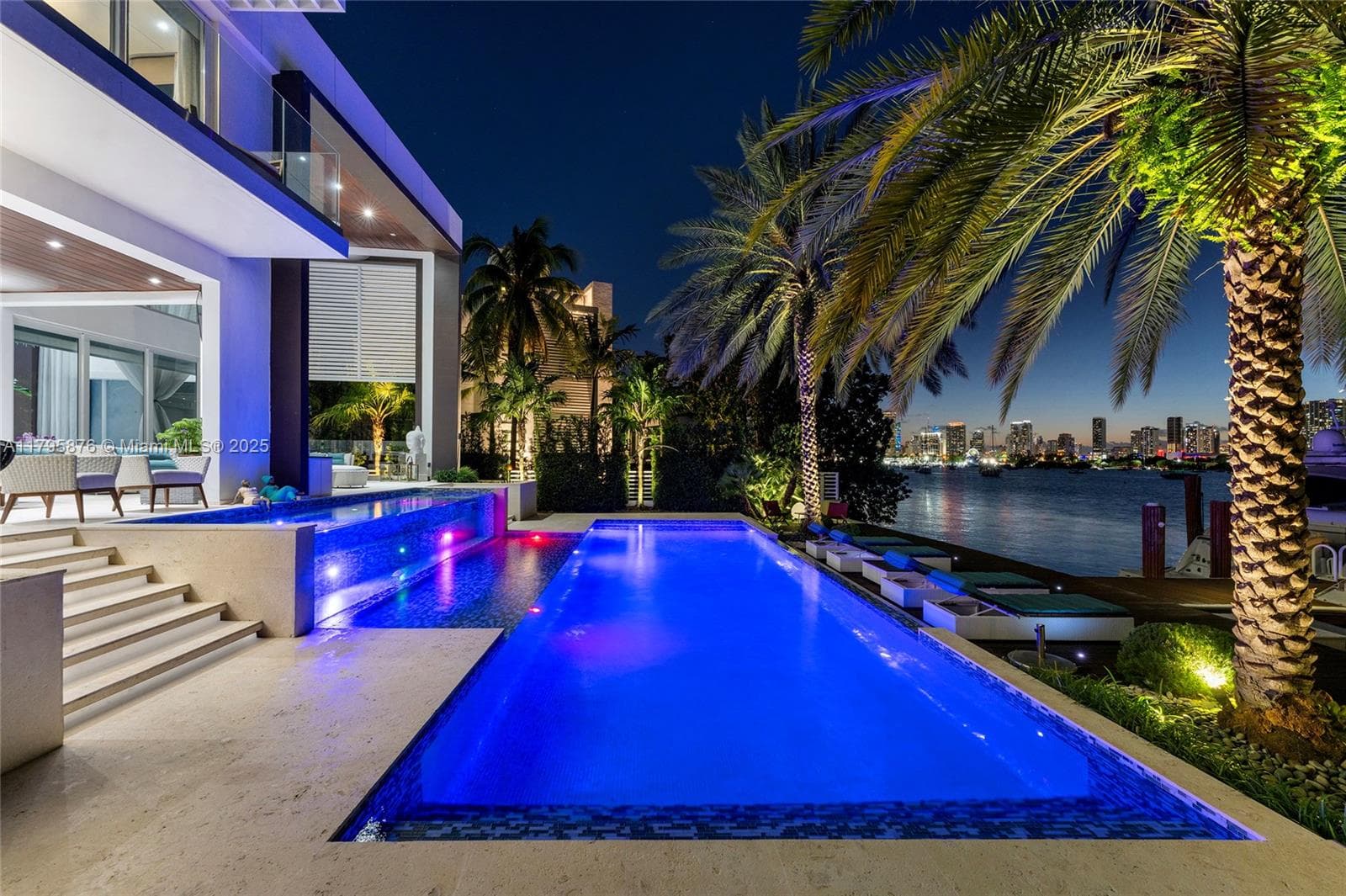 441 N Hibiscus Dr, Miami Beach FL 33139 — 2