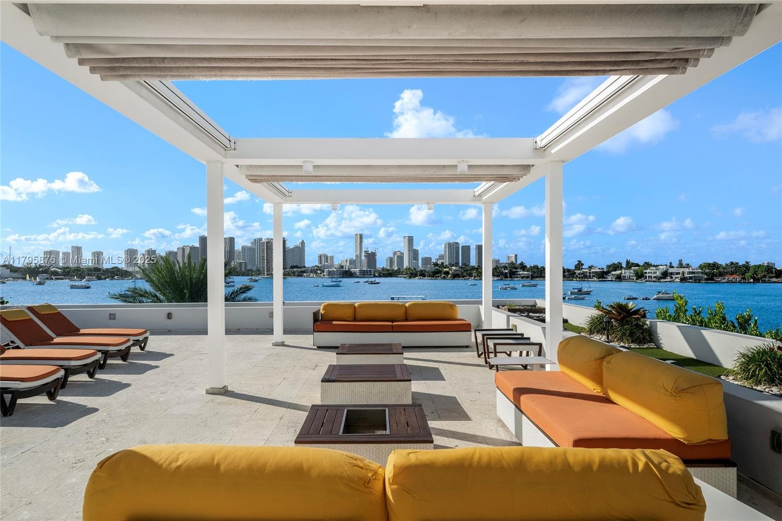 441 N Hibiscus Dr, Miami Beach FL 33139 — 46