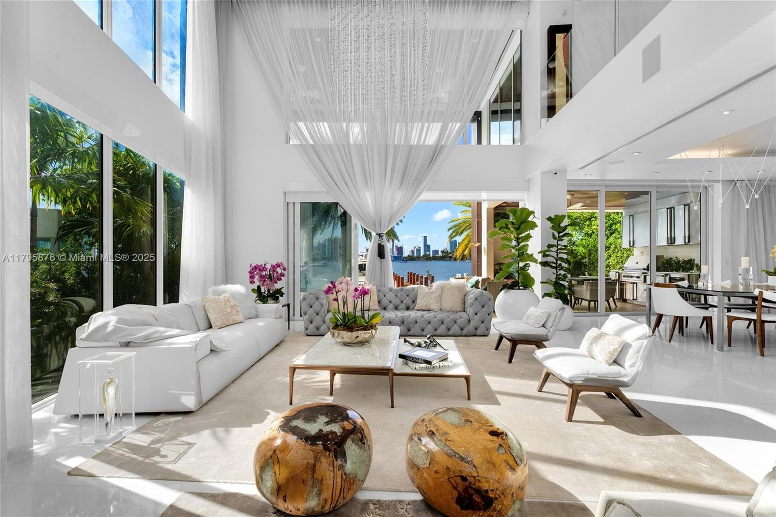 441 N Hibiscus Dr, Miami Beach FL 33139 — 22