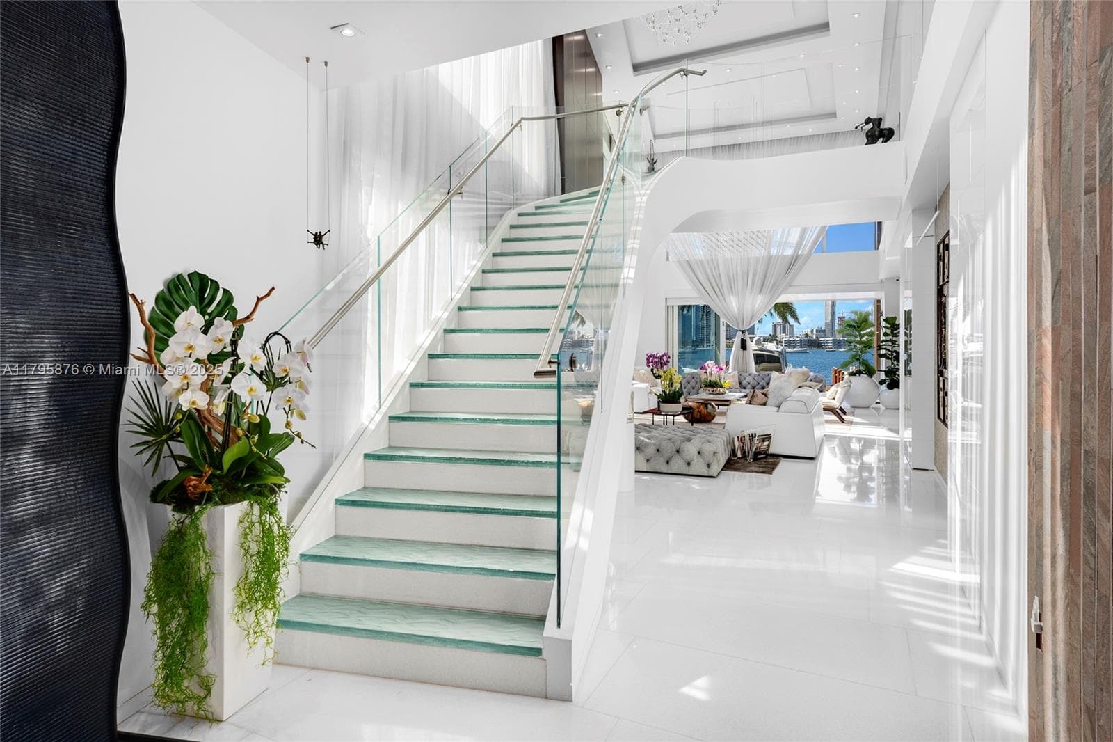 441 N Hibiscus Dr, Miami Beach FL 33139 — 15