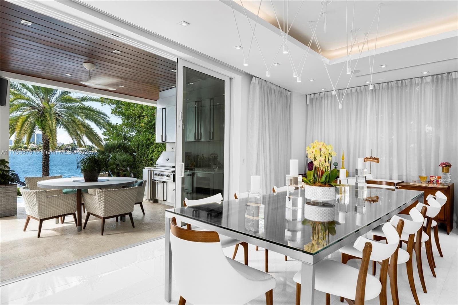 441 N Hibiscus Dr, Miami Beach FL 33139 — 29