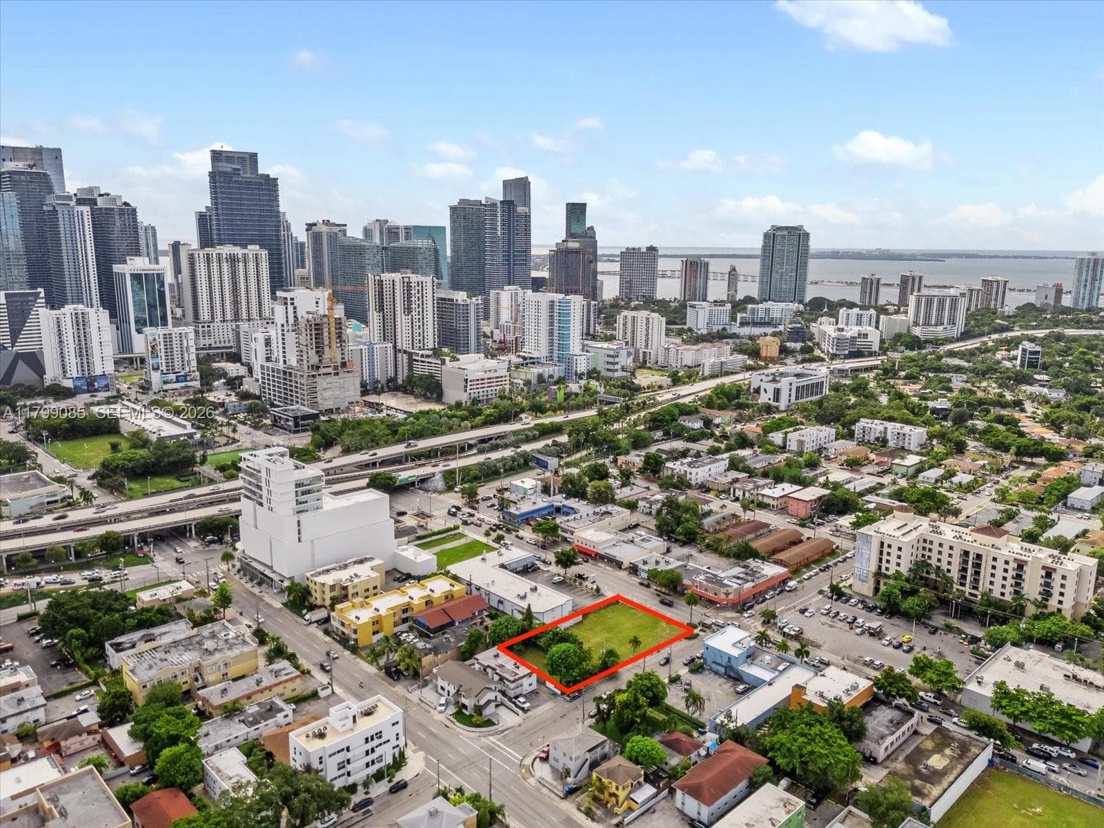 471 & 719 SW 8th St & 5th Av, Miami FL 33130 — 2