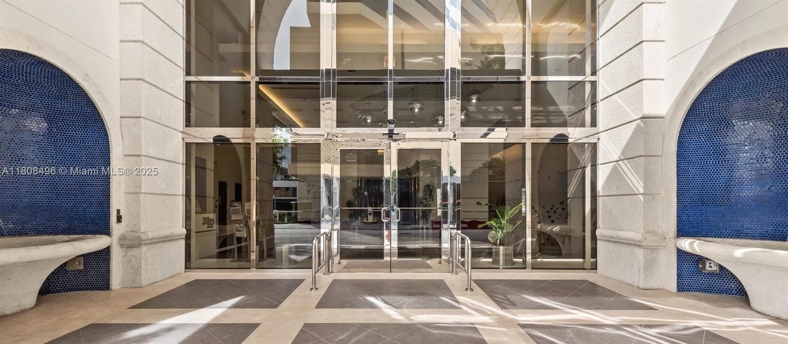 2020 Ponce De Leon Blvd, Coral Gables FL 33134 — 6