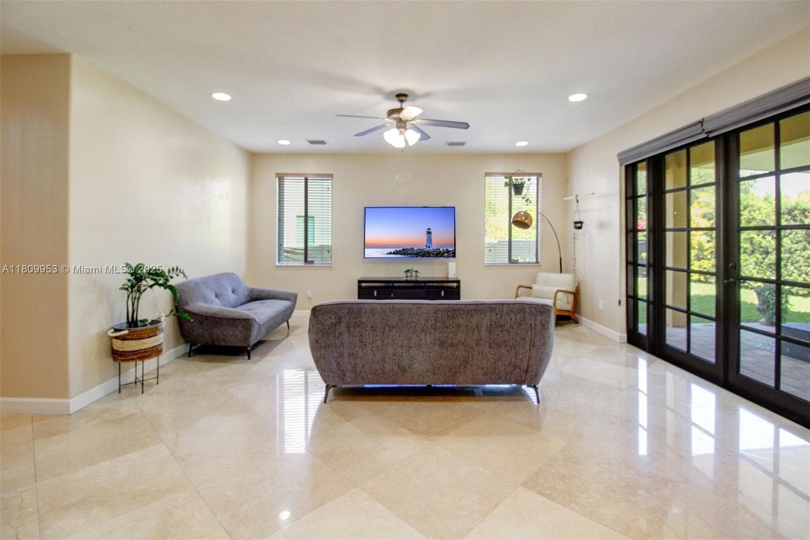 7753 SW 193rd St, Cutler Bay FL 33157 — 33