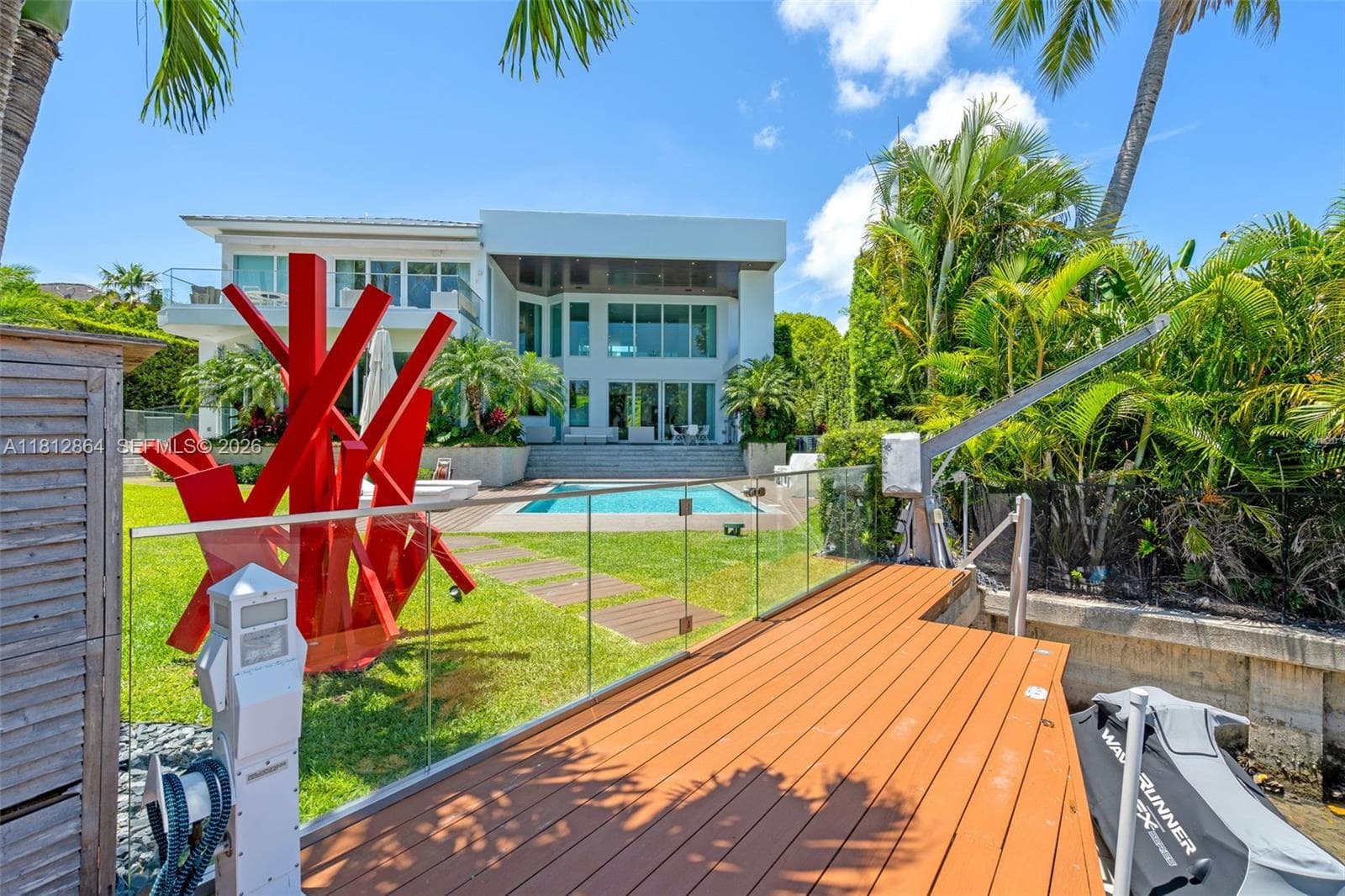 420 Island Dr, Key Biscayne FL 33149 — 57