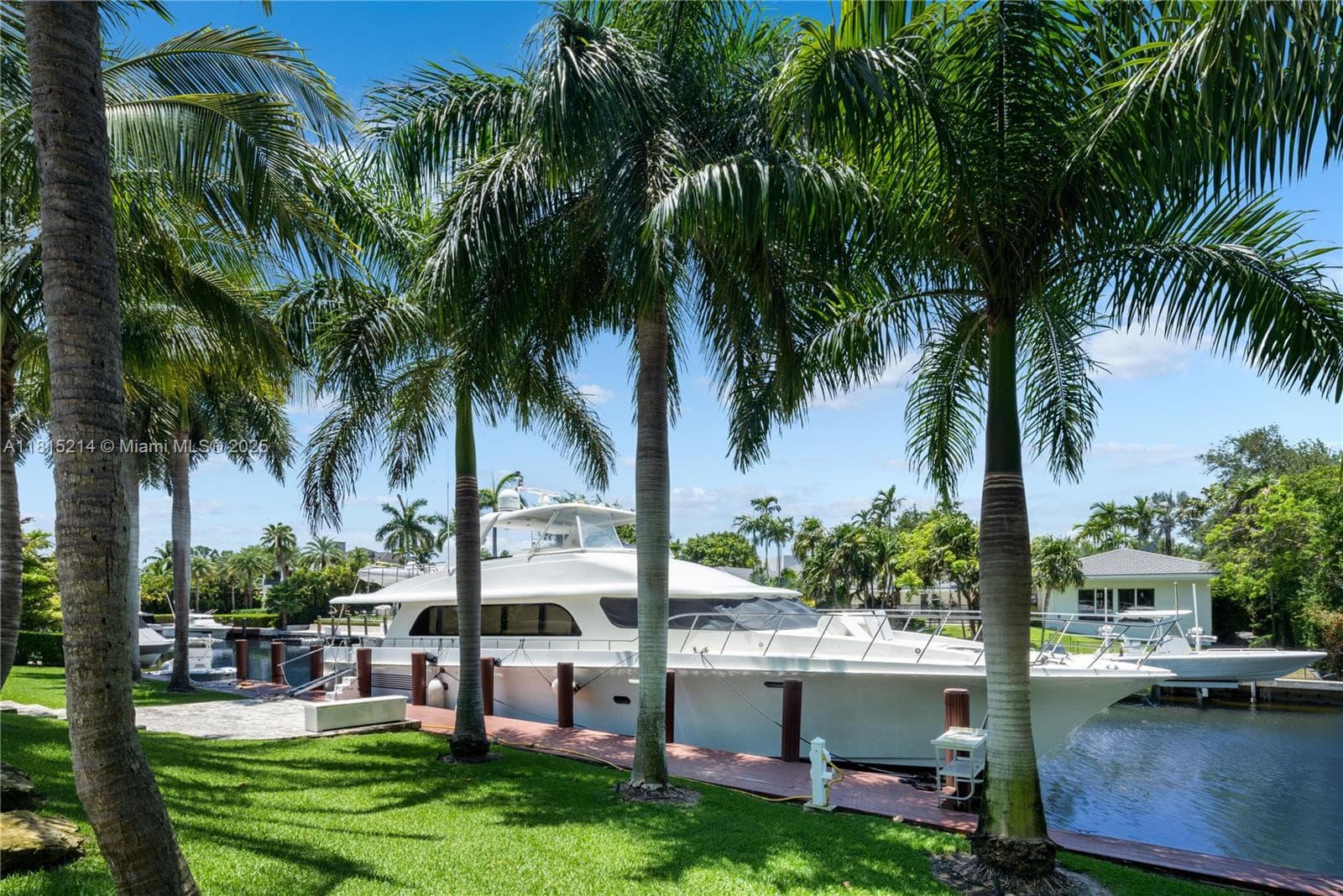 435 Marquesa Dr, Coral Gables FL 33156 — 23