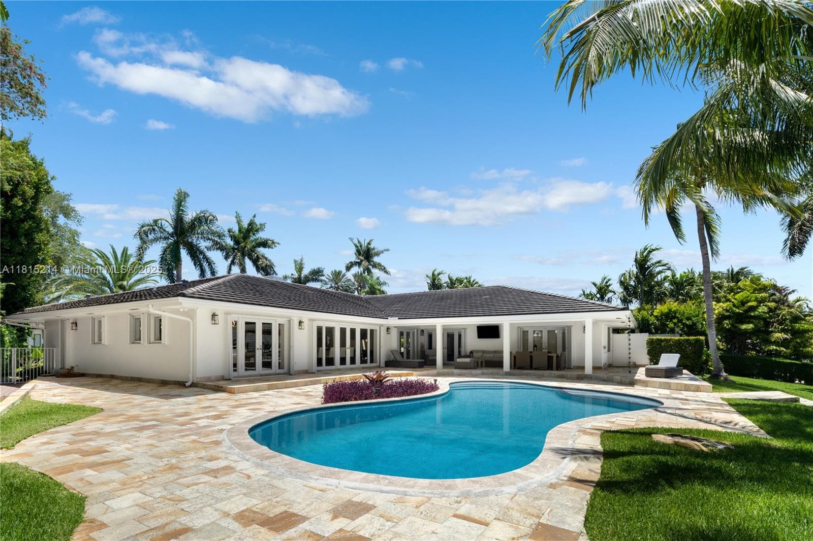 435 Marquesa Dr, Coral Gables FL 33156 — 22
