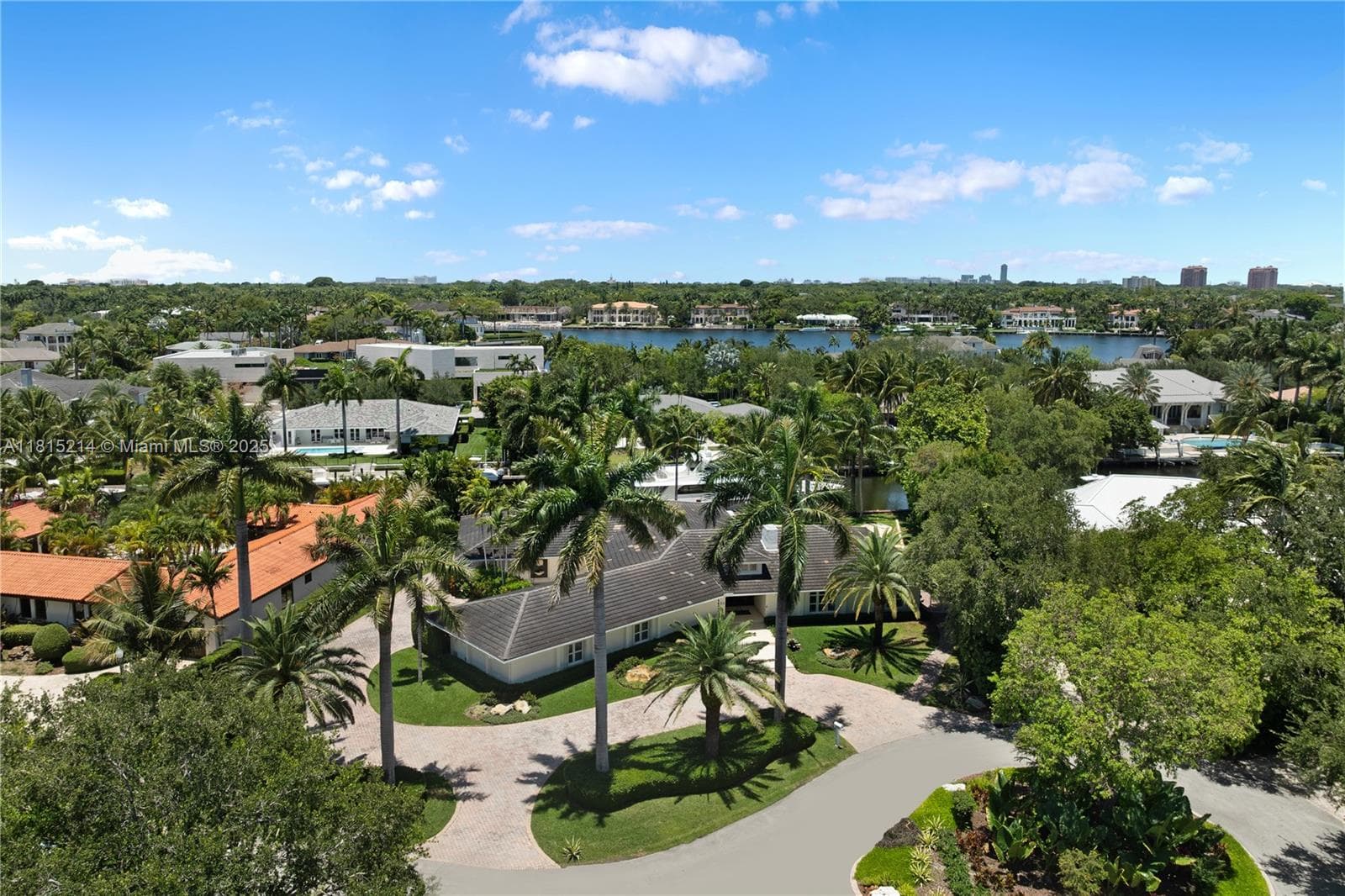 435 Marquesa Dr, Coral Gables FL 33156 — 28