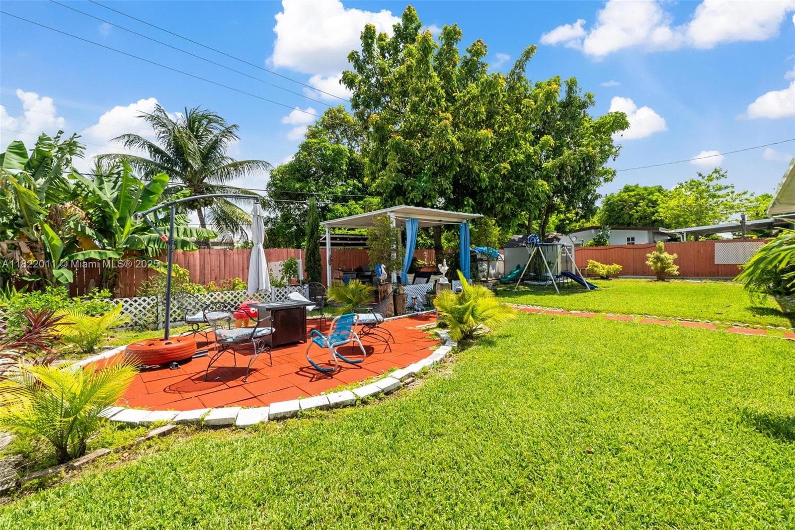 230 W 47th St, Hialeah FL 33012 — 55
