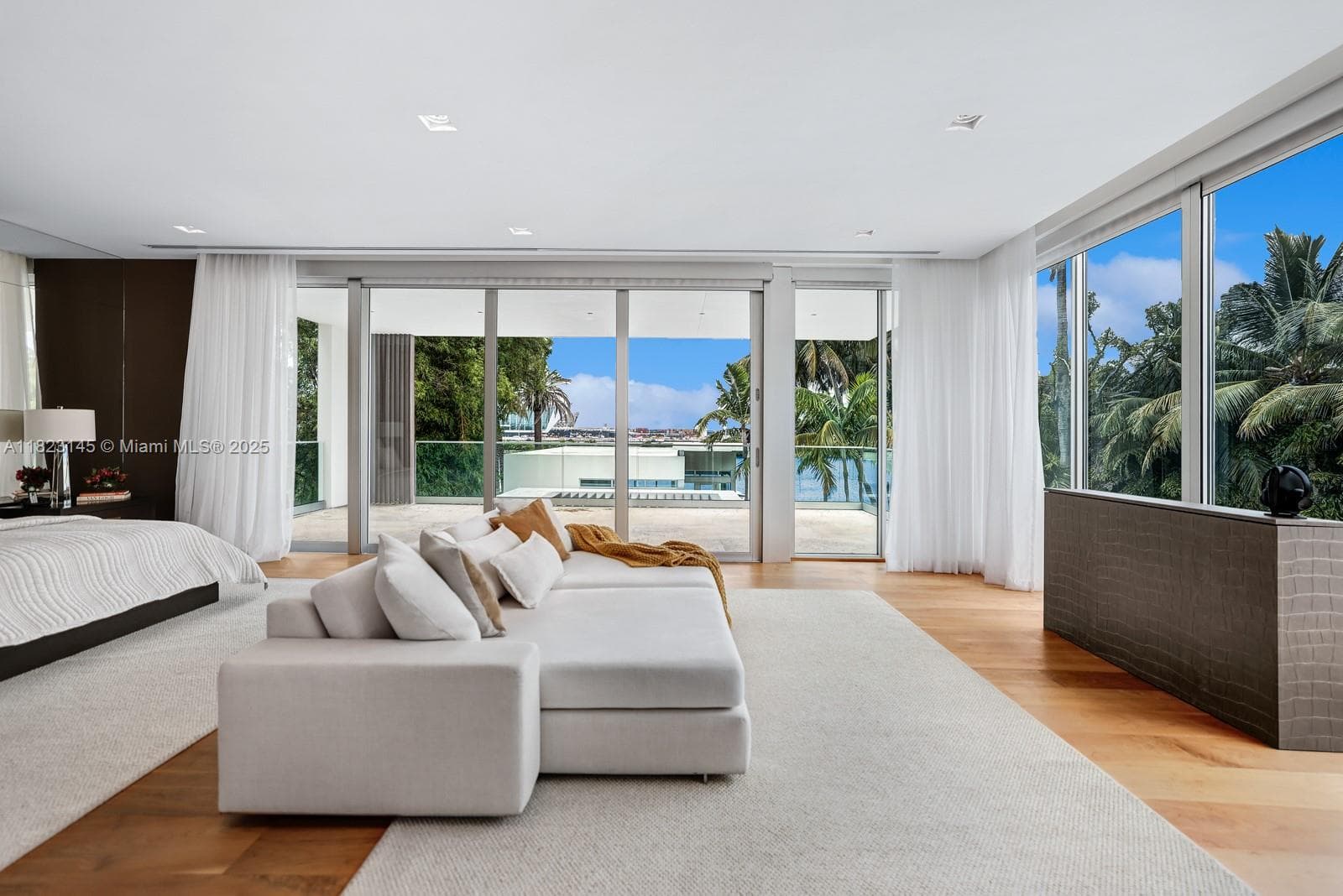 30 Palm Ave, Miami Beach FL 33139 — 49