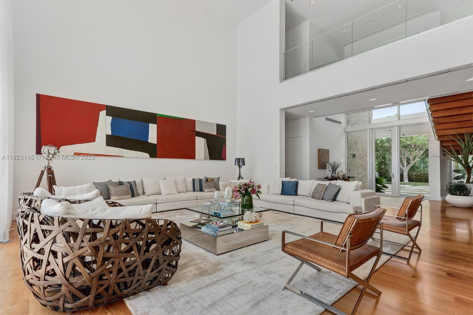 30 Palm Ave, Miami Beach FL 33139 — 35