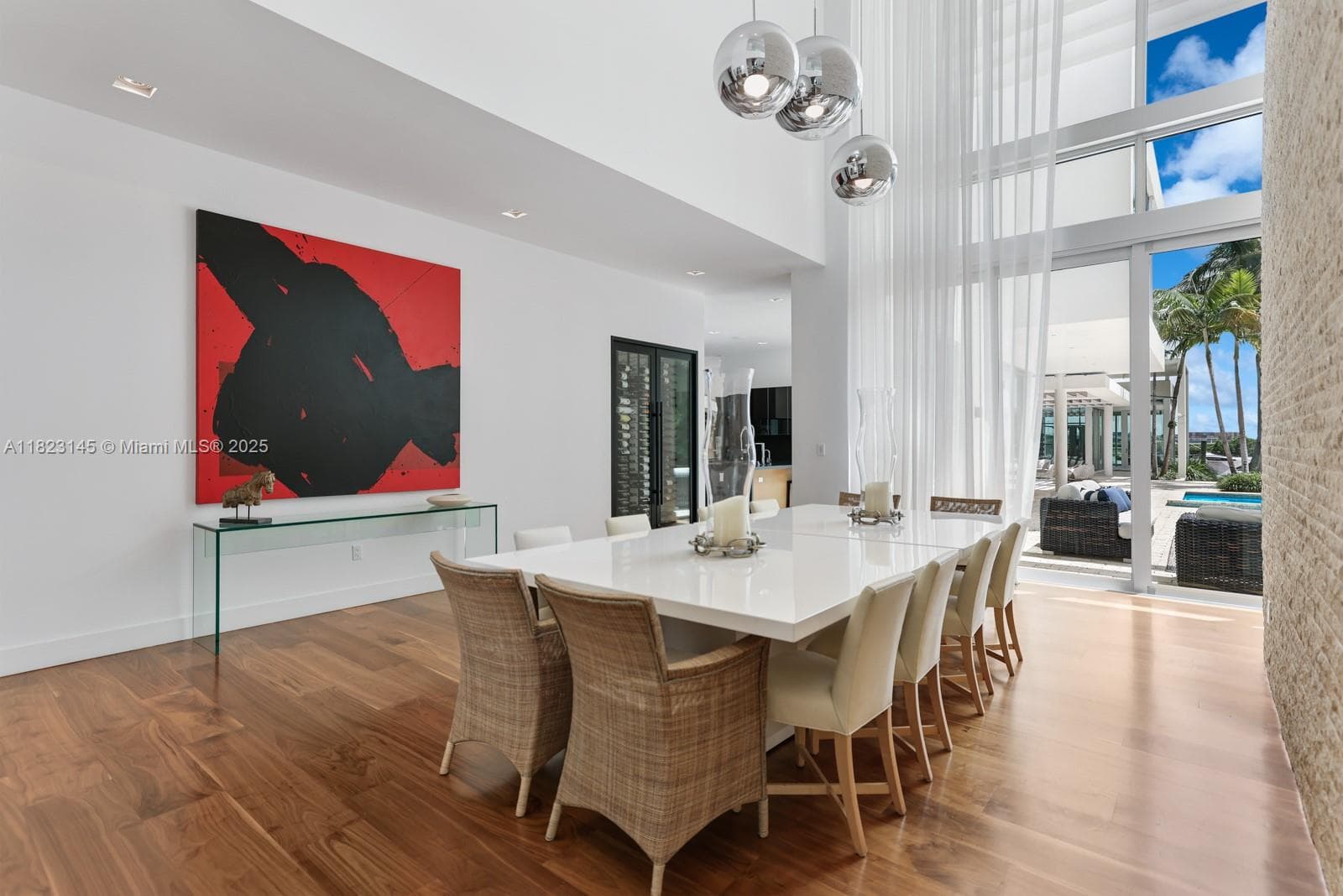 30 Palm Ave, Miami Beach FL 33139 — 31