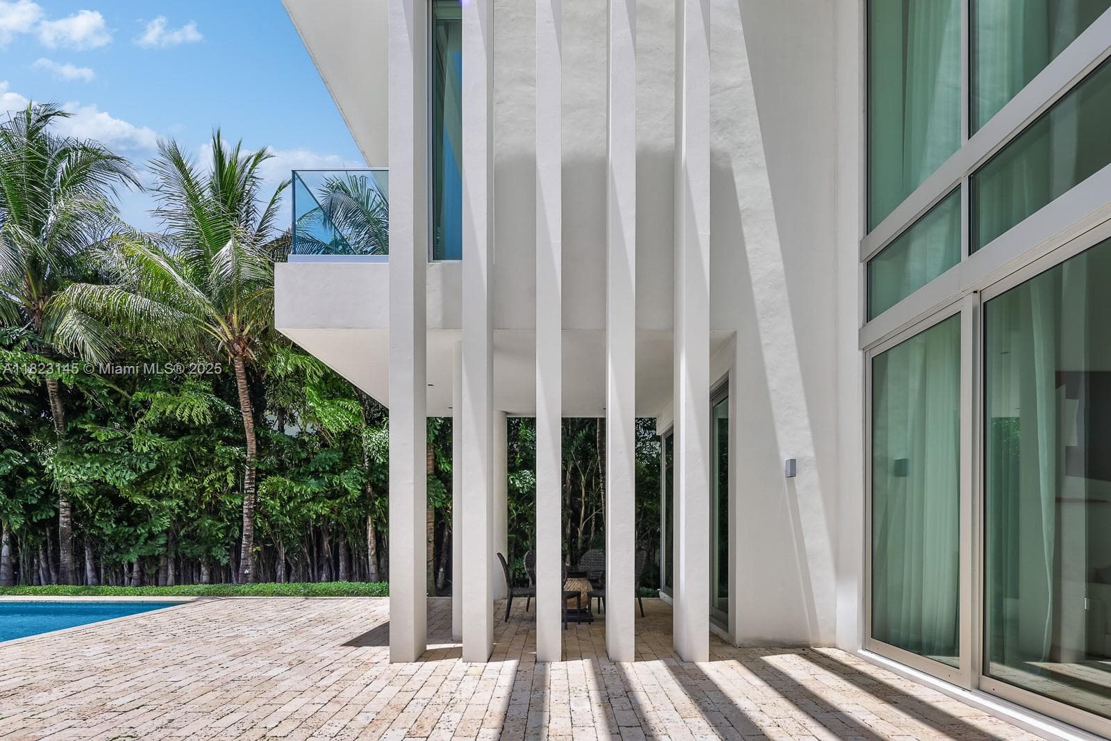 30 Palm Ave, Miami Beach FL 33139 — 60
