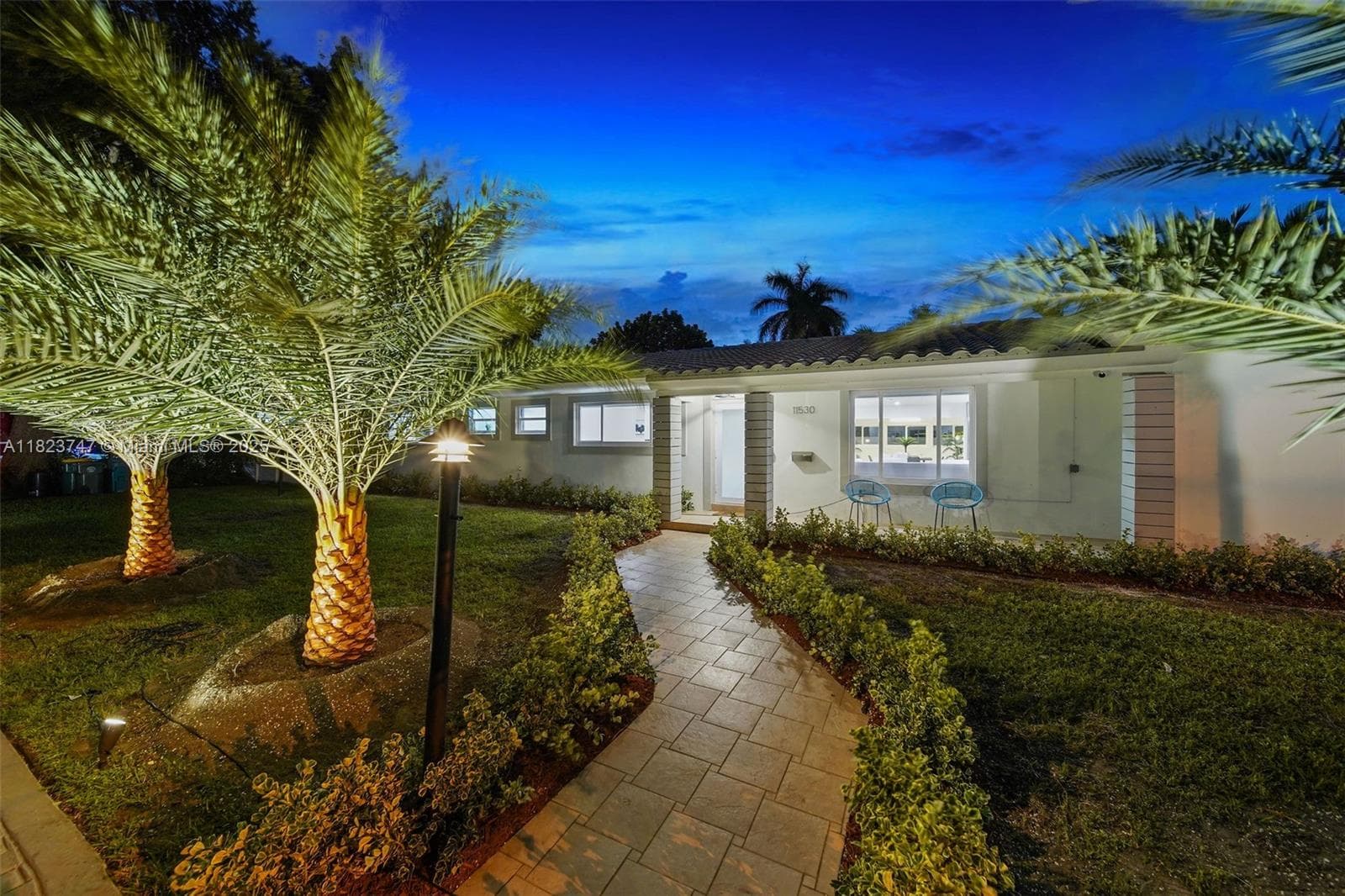 11530 NE 7th Ave, Biscayne Park FL 33161 — 1