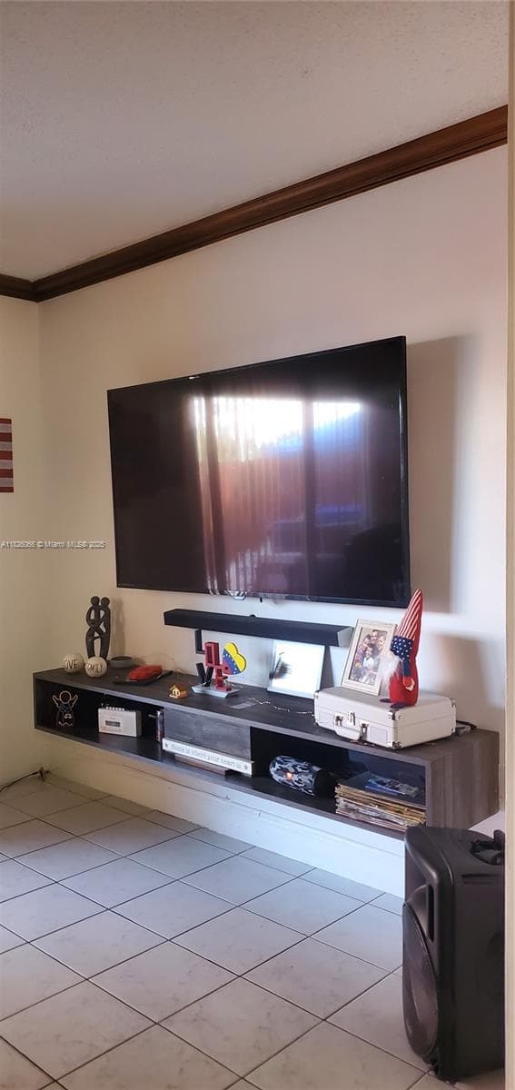 8085 NW 8 ST # 6, Unincorporated Dade County FL 33126 — 3