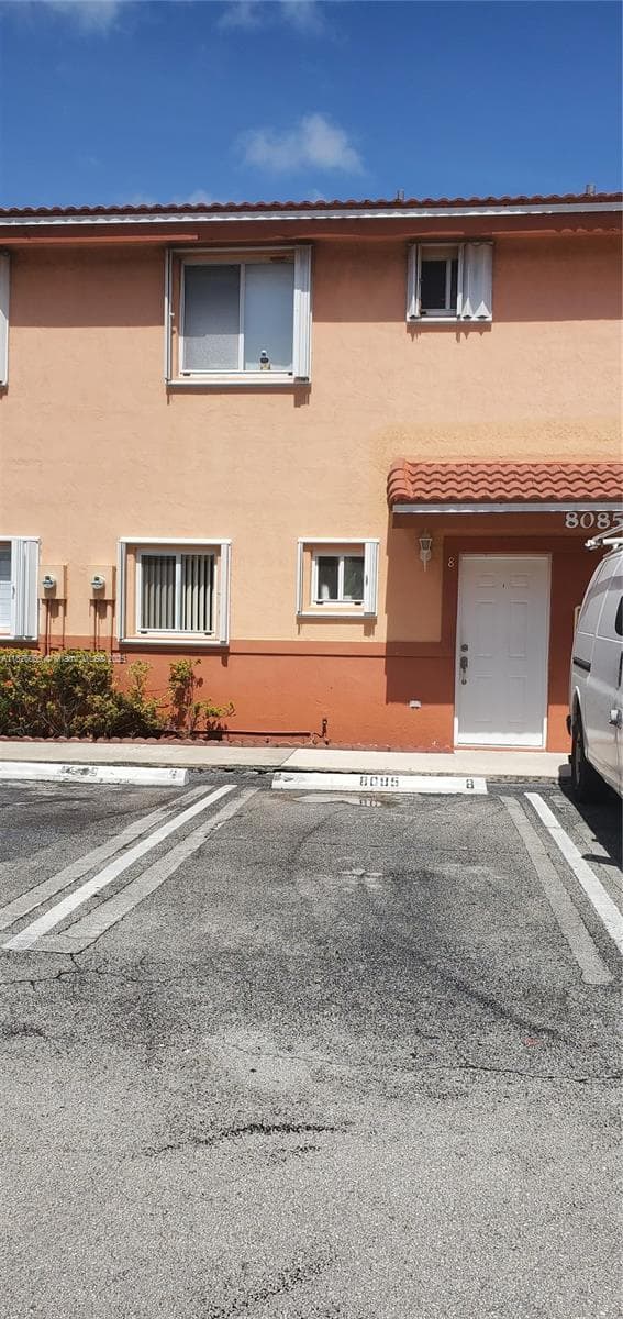 8085 NW 8 ST # 6, Unincorporated Dade County FL 33126 — 4