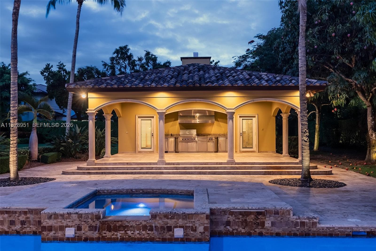 10851 SW 63rd Ave, Pinecrest FL 33156 — 38