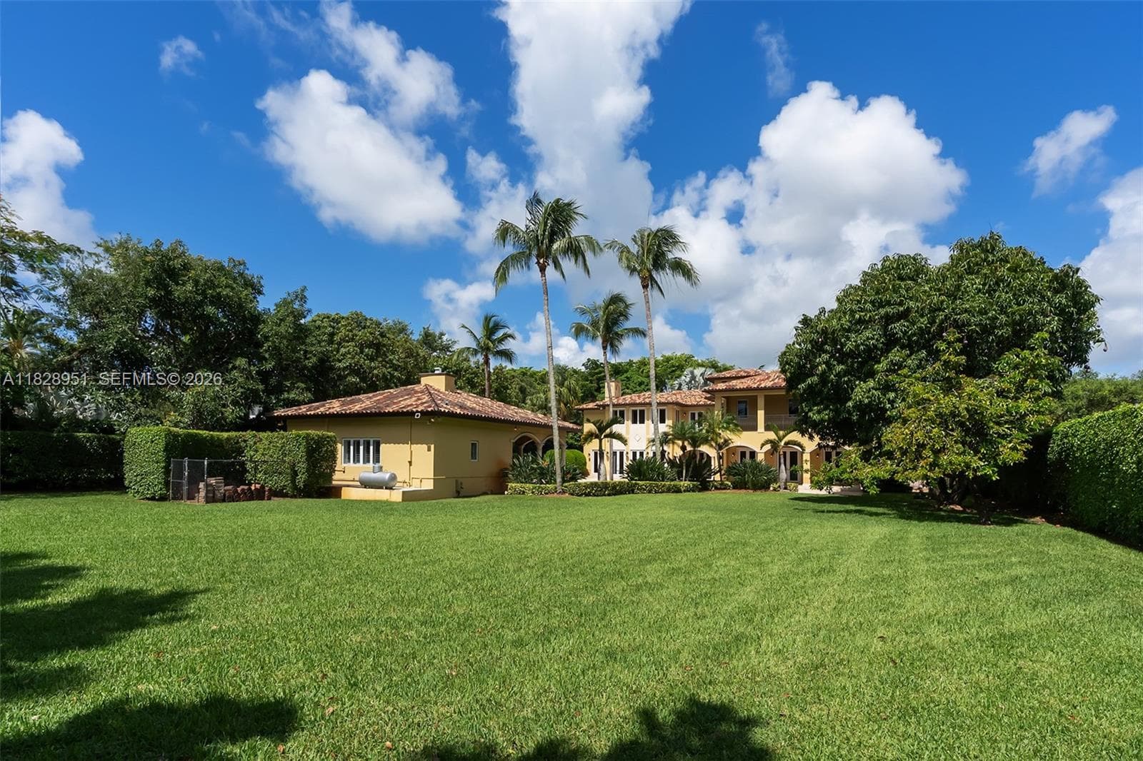 10851 SW 63rd Ave, Pinecrest FL 33156 — 35