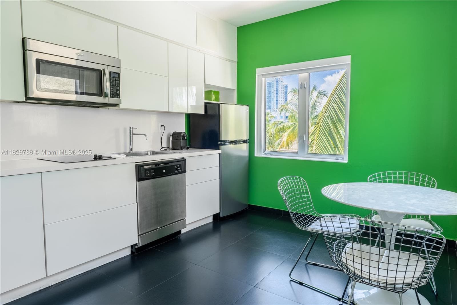 205 Collins Ave, Miami Beach FL 33139 — 32