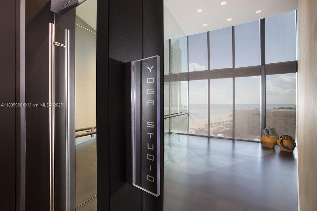 18555 Collins Ave # 2701, Sunny Isles Beach FL 33160 — 52