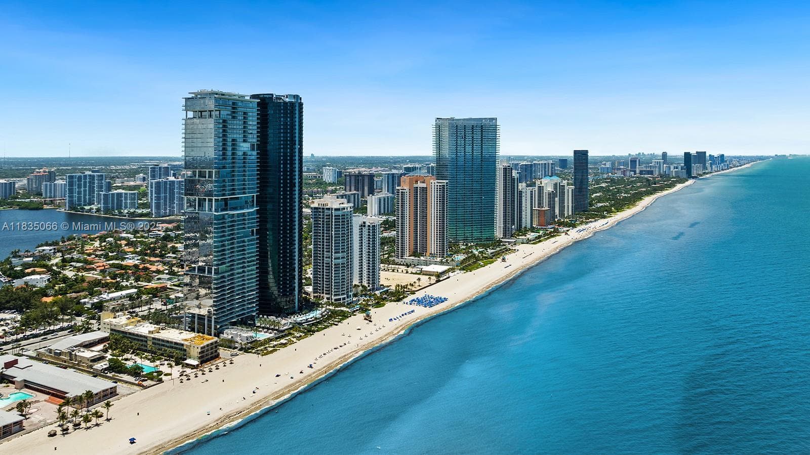 18555 Collins Ave # 2701, Sunny Isles Beach FL 33160 — 32
