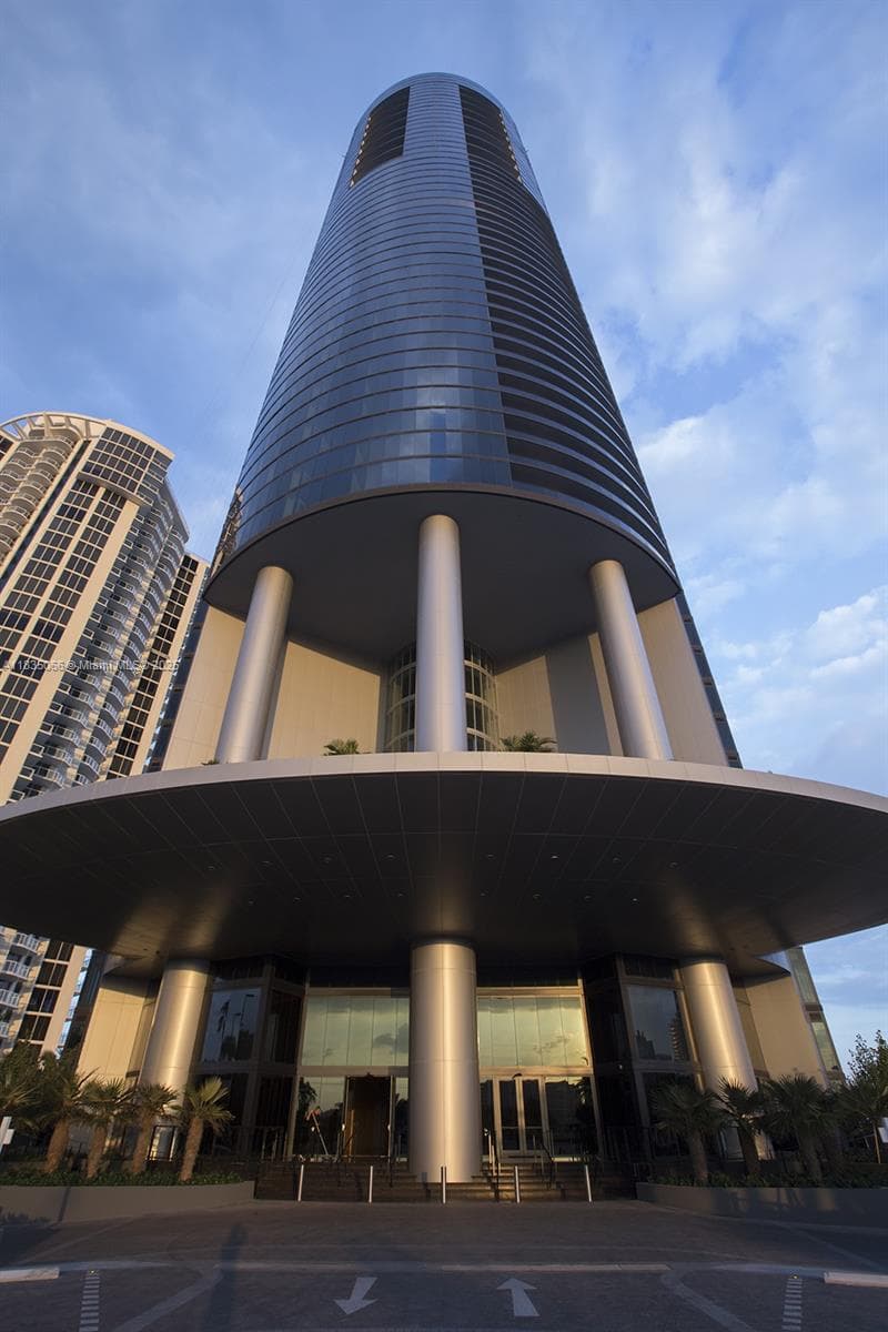 18555 Collins Ave # 2701, Sunny Isles Beach FL 33160 — 59