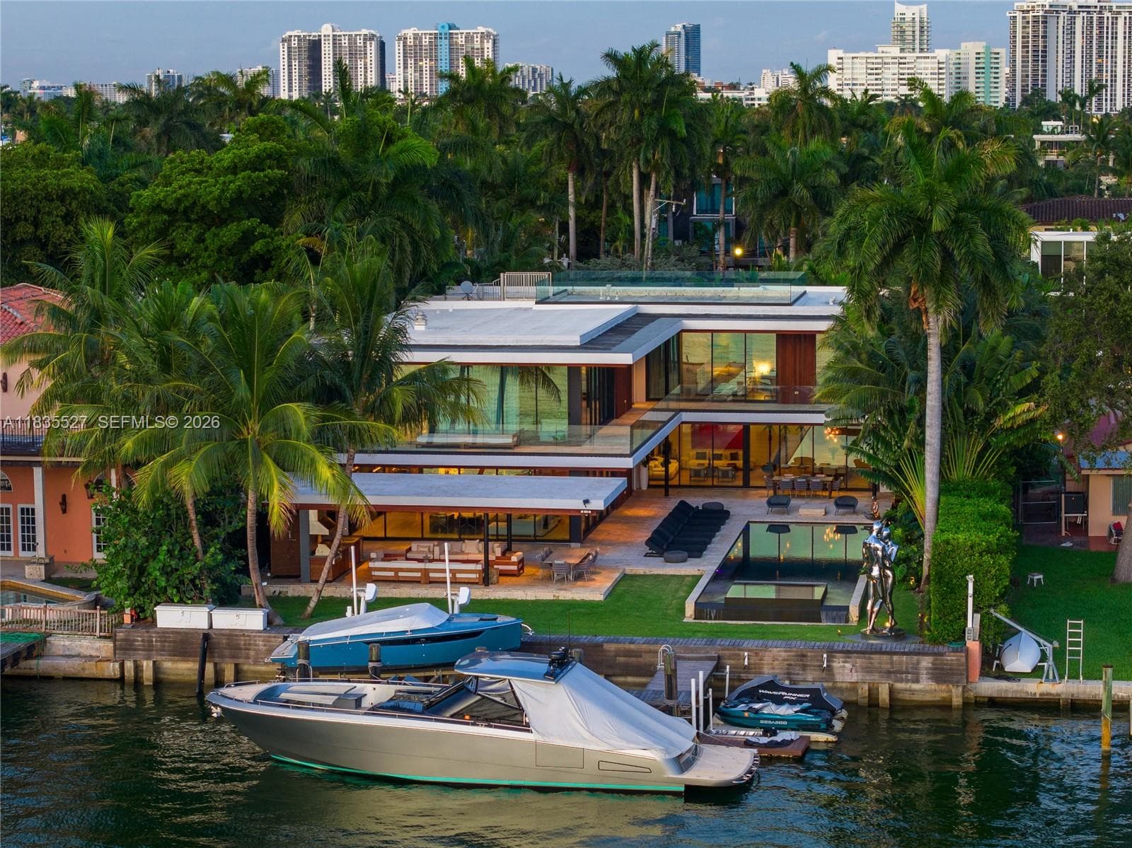126 W San Marino Dr, Miami Beach FL 33139 — 2