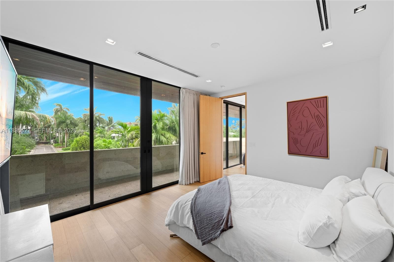 126 W San Marino Dr, Miami Beach FL 33139 — 66