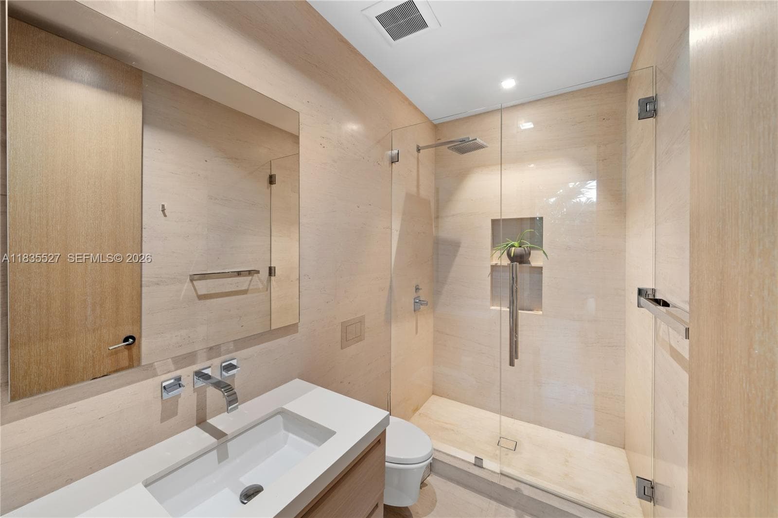 126 W San Marino Dr, Miami Beach FL 33139 — 69