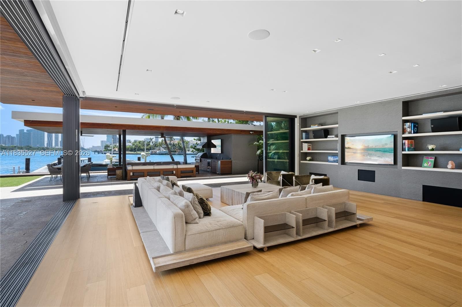 126 W San Marino Dr, Miami Beach FL 33139 — 31