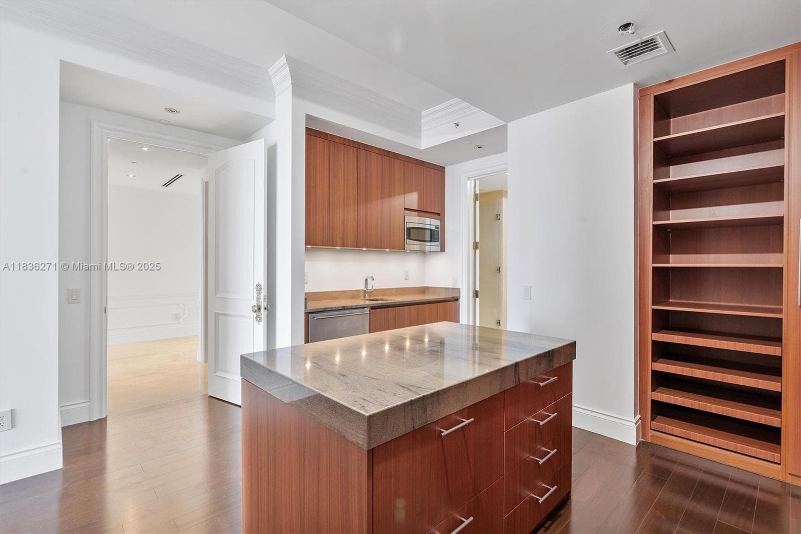 9701 Collins Ave # 802S, Bal Harbour FL 33154 — 34