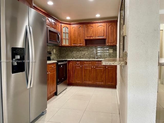 330 W 40th Pl, Hialeah FL 33012 — 10