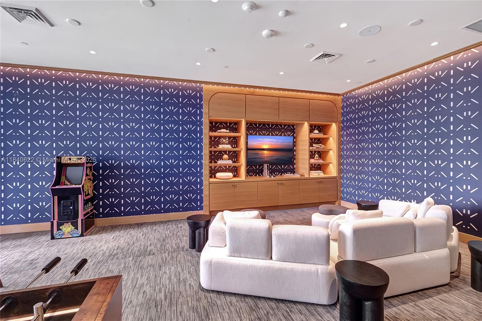 2655 S Bayshore Dr # 1401, Miami FL 33133 — 82