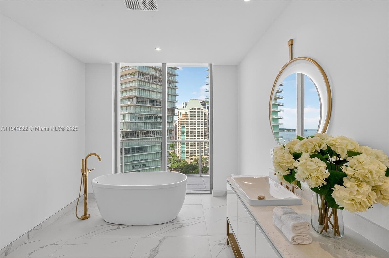 2655 S Bayshore Dr # 1401, Miami FL 33133 — 45