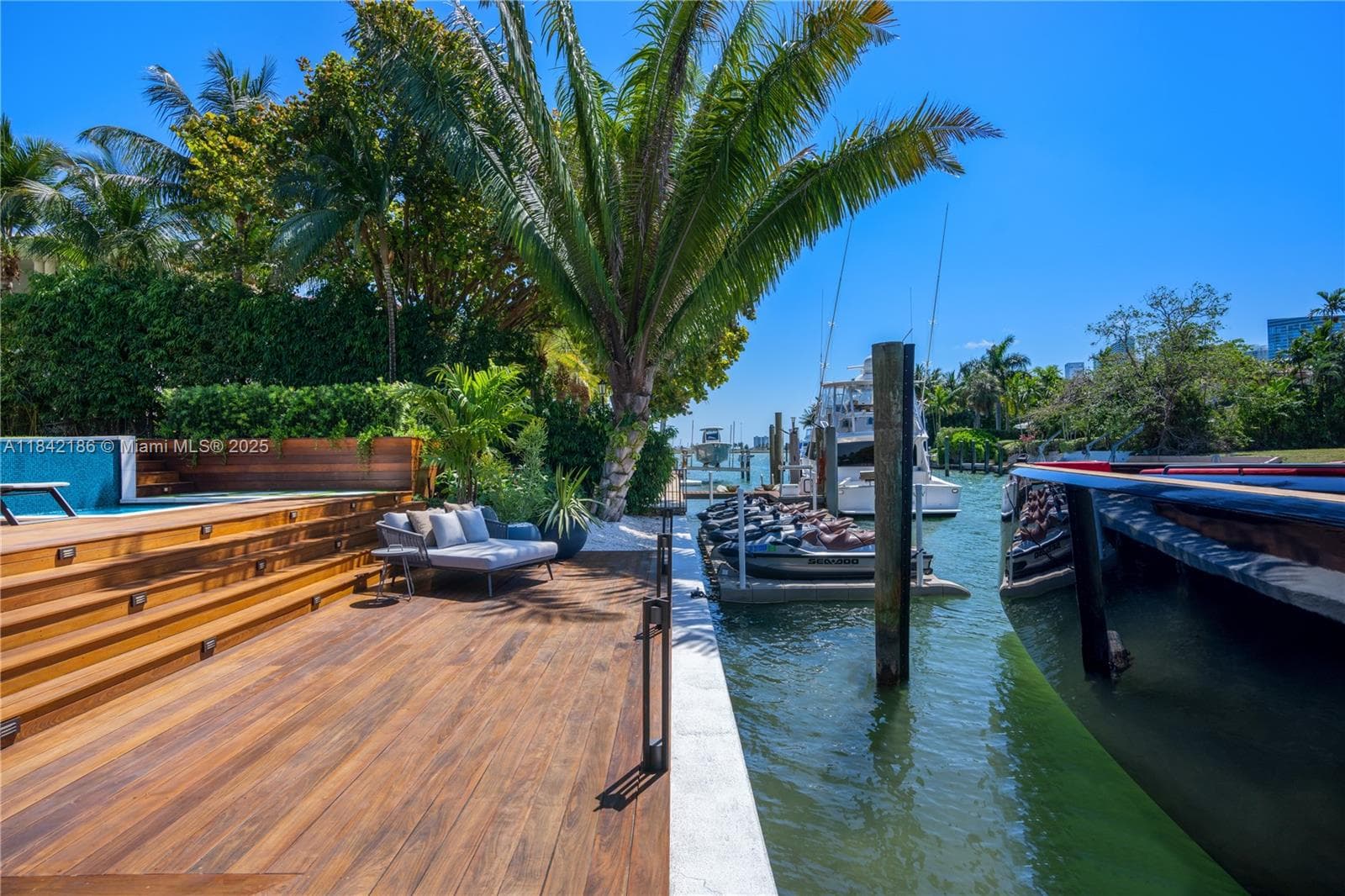 4241 Palm Ln, Miami FL 33137 — 16