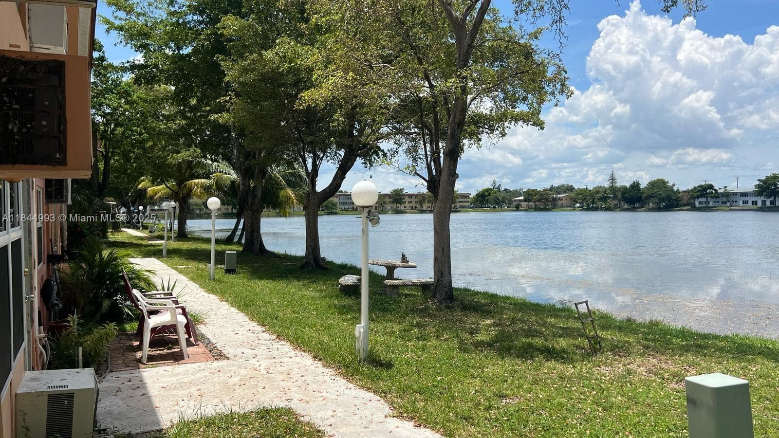 19080 NE 3rd Ct # 307, Miami FL 33179 — 1