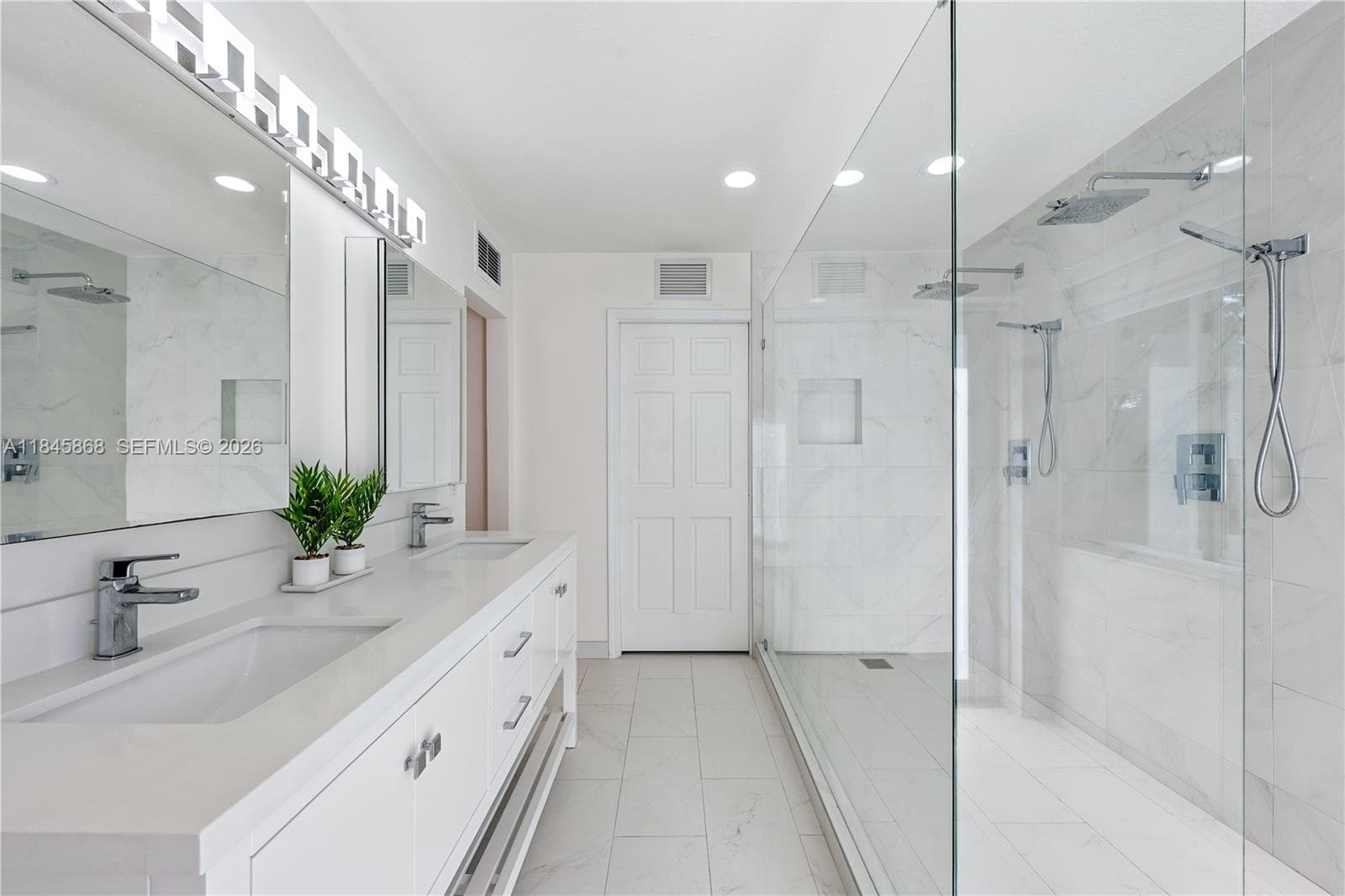 6960 SW 148th Ter, Palmetto Bay FL 33158 — 17
