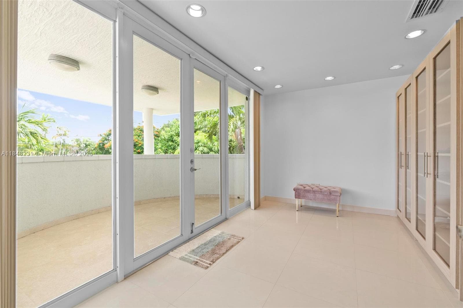 5045 SW 67th Ave, South Miami FL 33155 — 35