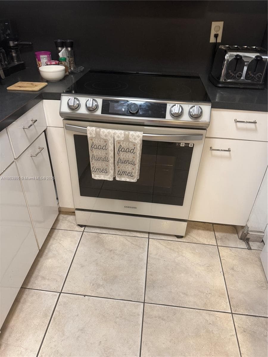 11472 SW 4th St, Sweetwater FL 33174 — 28