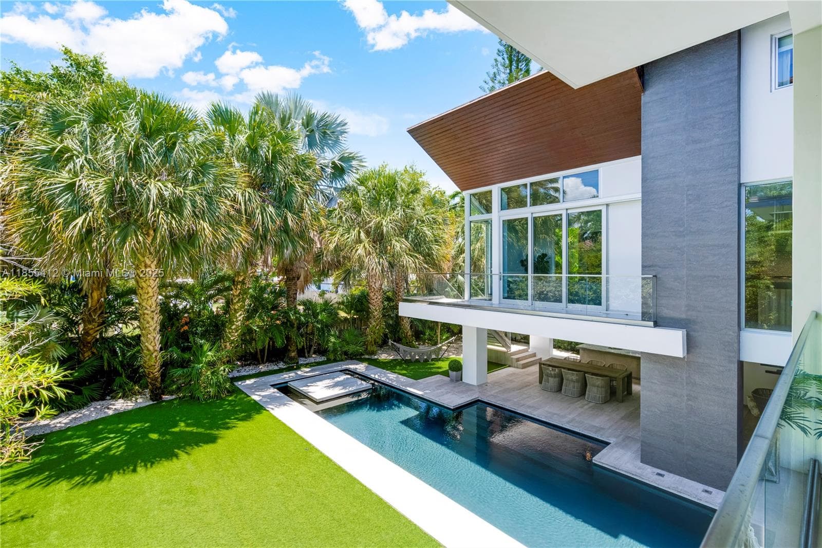 545 SABAL PALM, Key Biscayne FL 33149 — 47