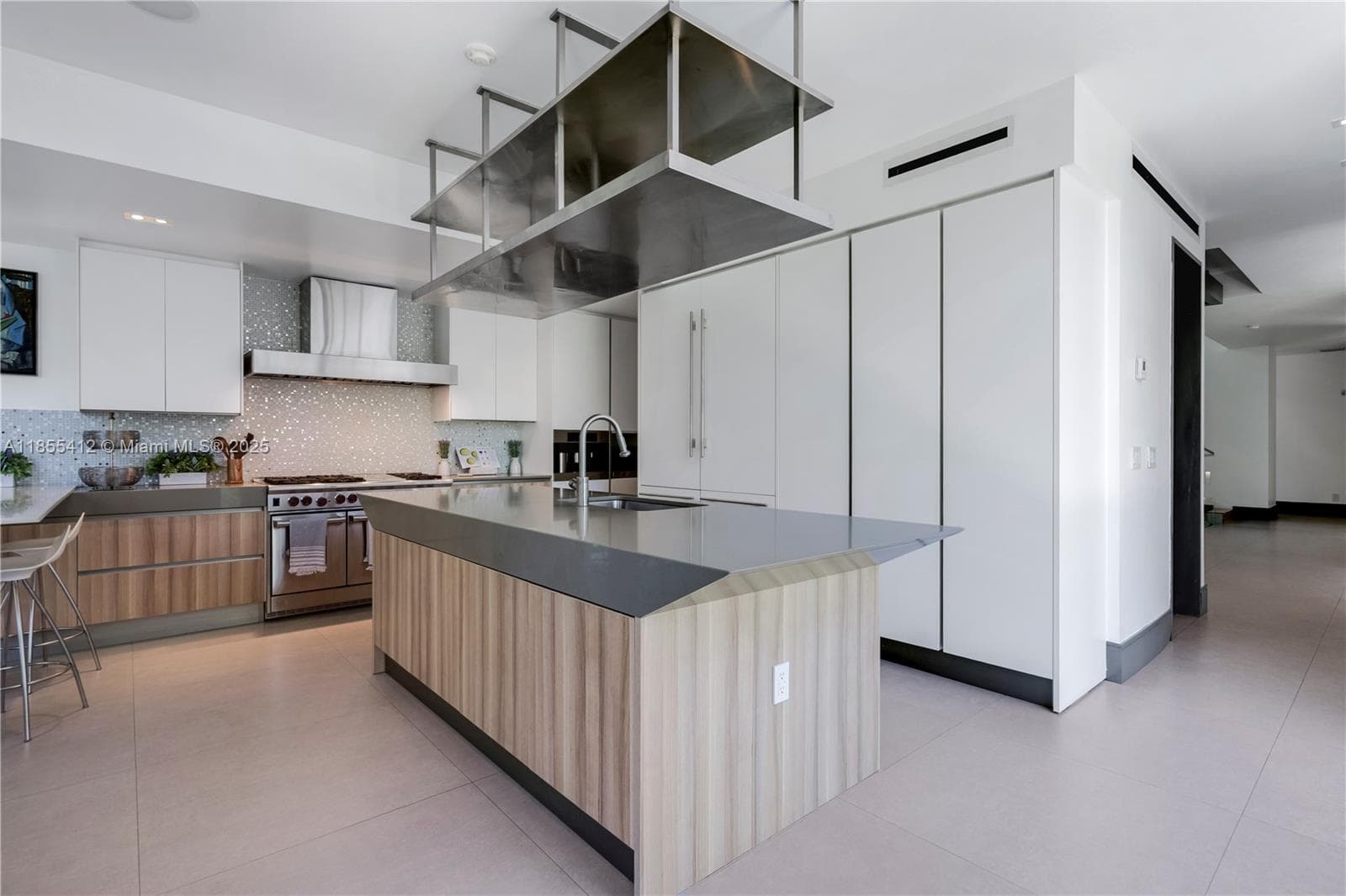 545 SABAL PALM, Key Biscayne FL 33149 — 30
