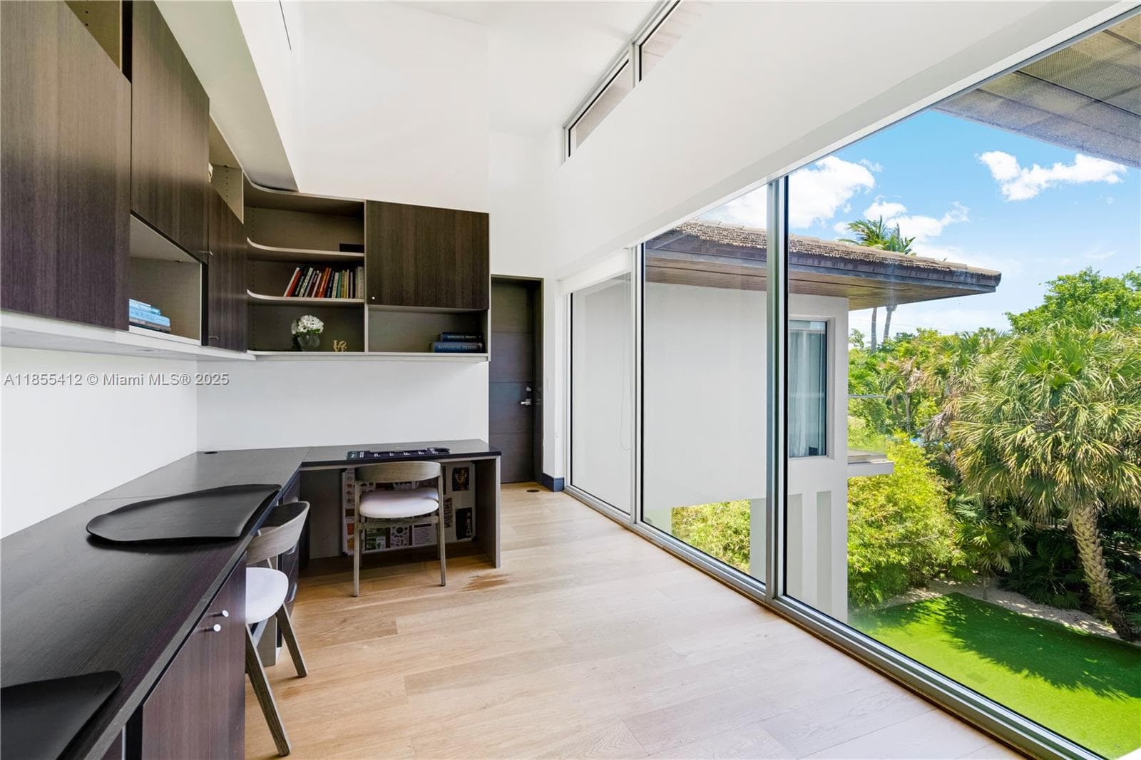 545 SABAL PALM, Key Biscayne FL 33149 — 86
