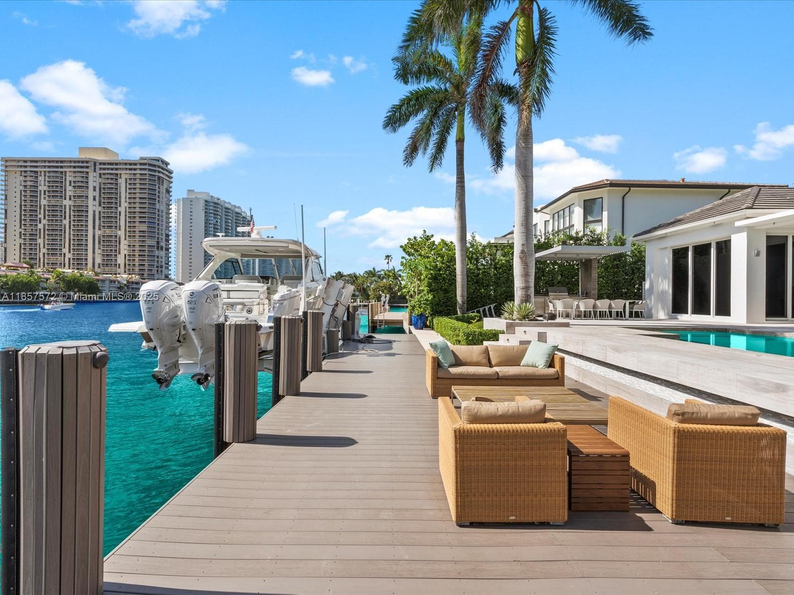 224 S ISLAND, Golden Beach FL 33160 — 26